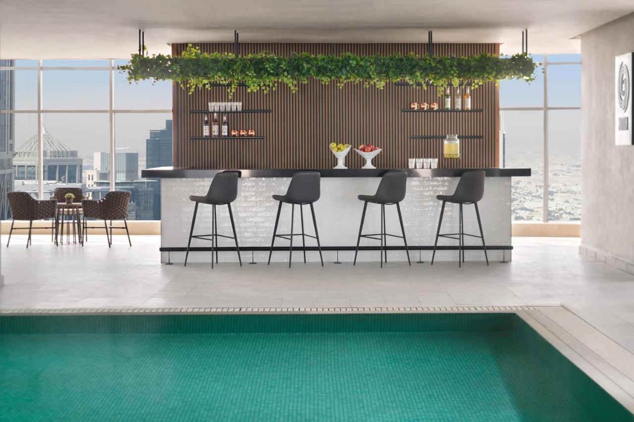 Element By Westin West Bay Doha Hotel Buitenkant foto The Sky Bar
