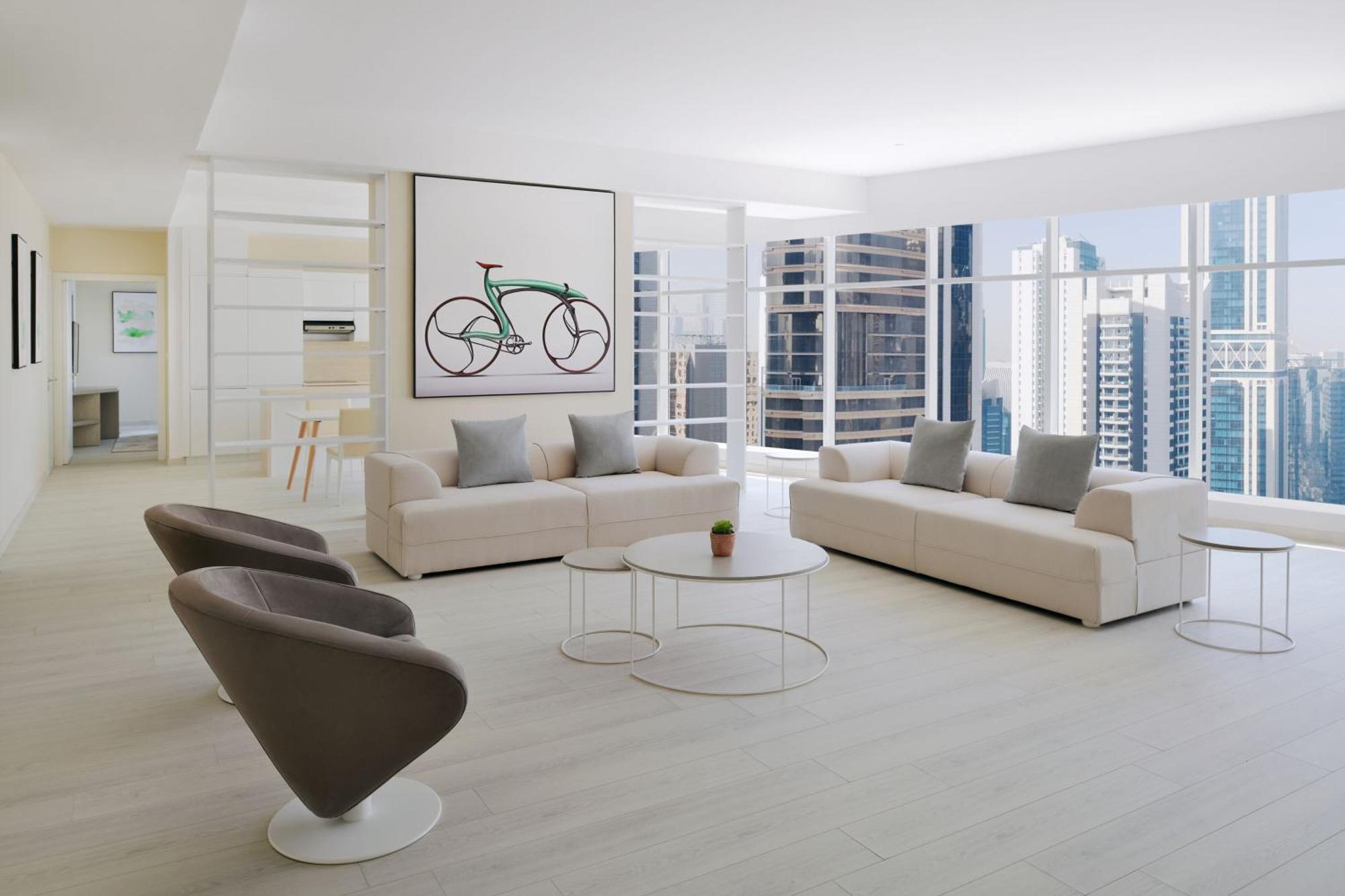 Element By Westin West Bay Doha Hotel Buitenkant foto The interior of a typical condominium